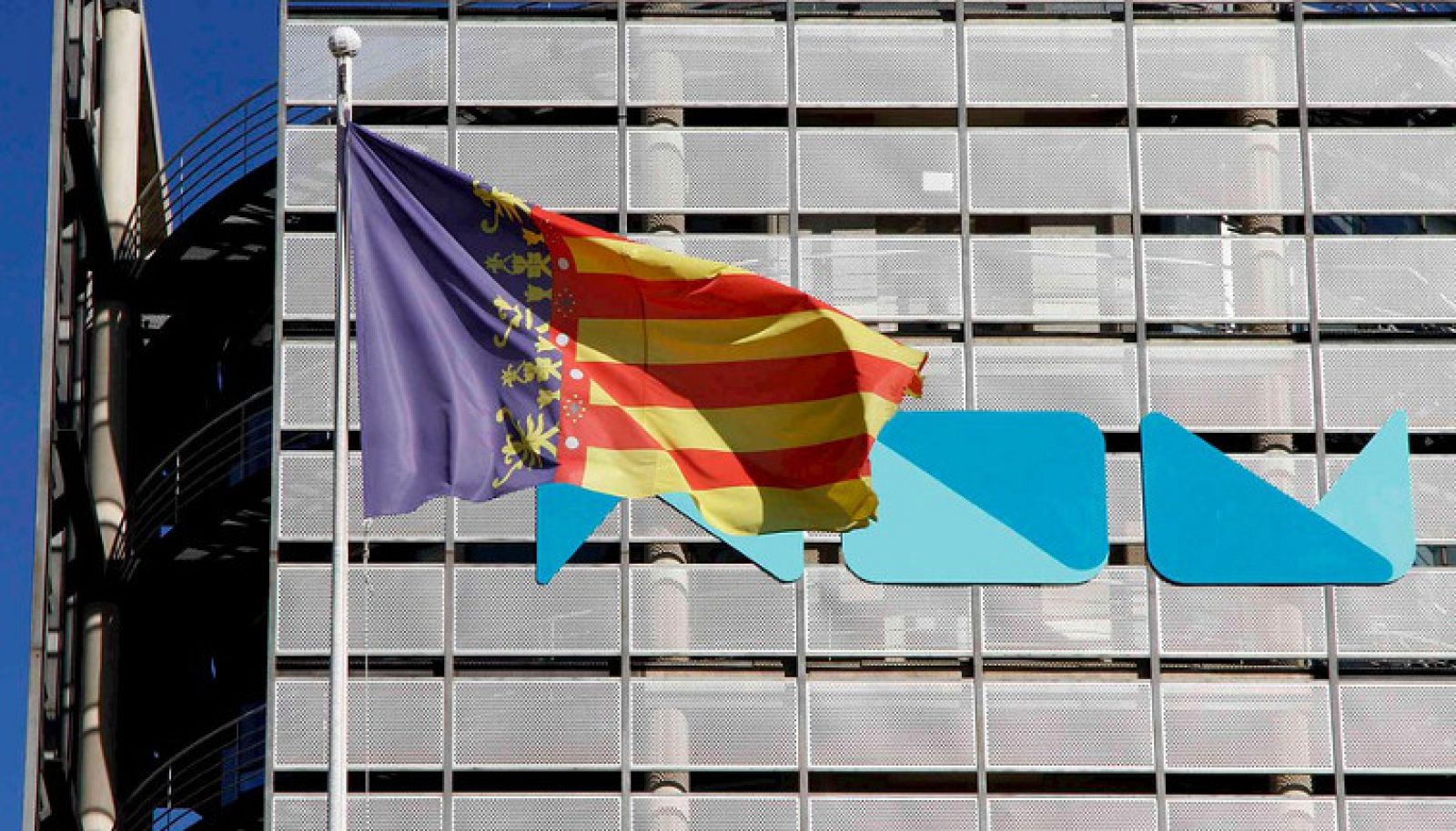 La tarde en 24 horas - Bloque 17 h. - 06/11/13 - Ver ahora