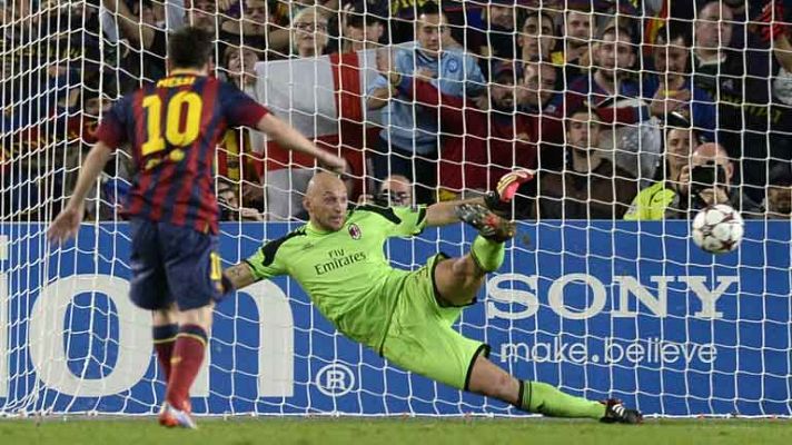 Champions League - Messi adelanta al Barcelona de penalti (1-0)