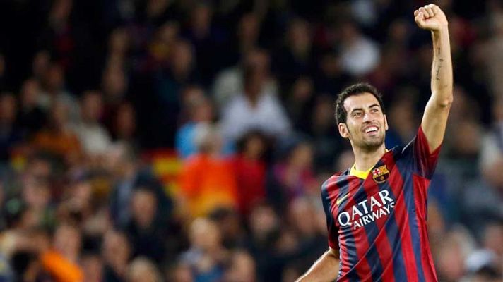 Champions League - Busquets marca el segundo de cabeza (2-0)
