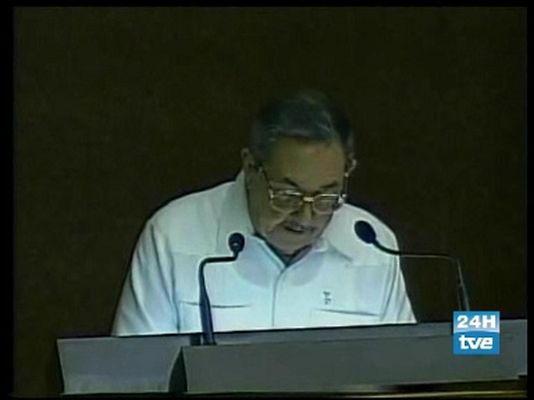  - Raúl Castro comparece en Parlamento