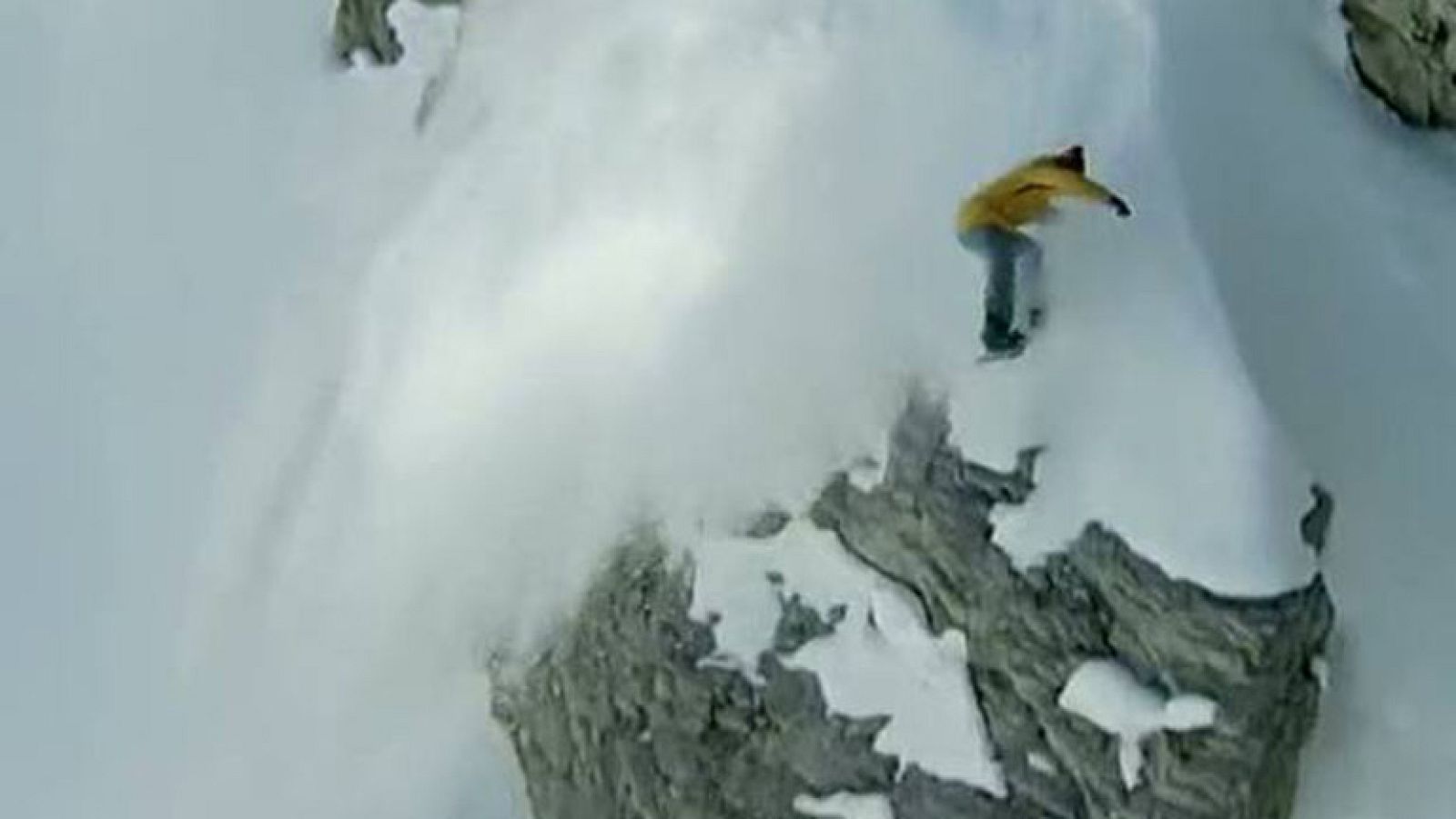 En 15 salas de España y otras 25 de toda Europa se van a estrenar simultáneamente dos películas de snowboard dentro del ciclo de cine de deportes extremos "Héroes por naturaleza". Además de estrenarse las películas "Let it ride" y Peace Park" se cone