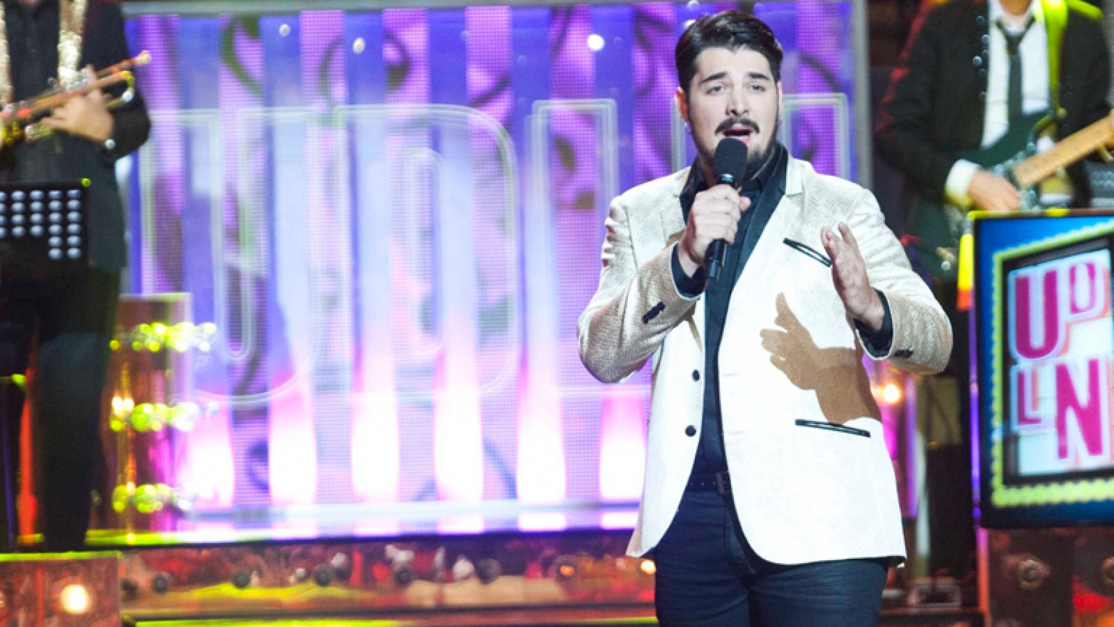 Uno de Los Nuestros - David Moreno canta "Francisco Alegre"