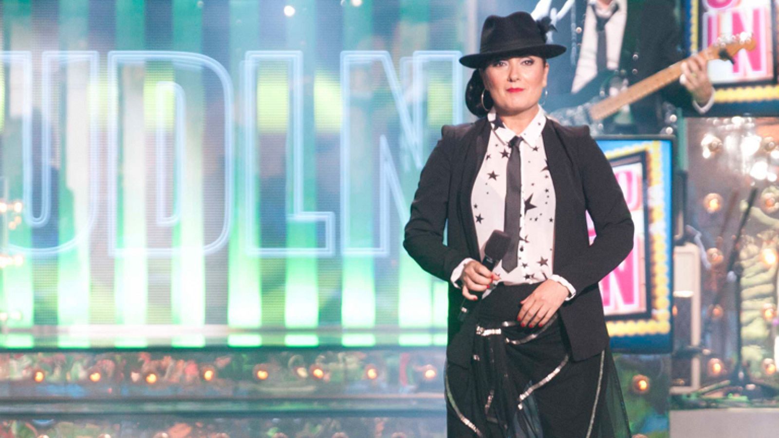 Uno de Los Nuestros - Pepa Dolz canta "Te estoy amando locamente"