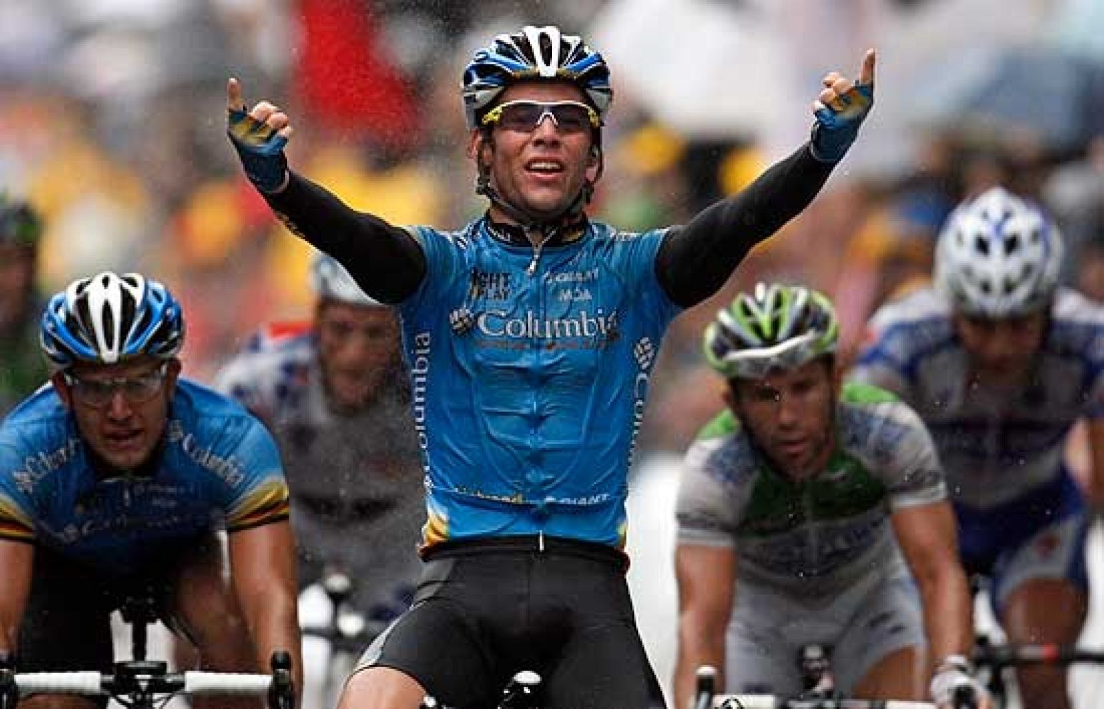 El joven británico Mark Cavendish se impuso en la meta de Toulouse y consiguió así su segunda victoria parcial en el Tour de Francia.