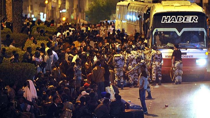 La tarde en 24h - Arabia Saudí deporta masivamente