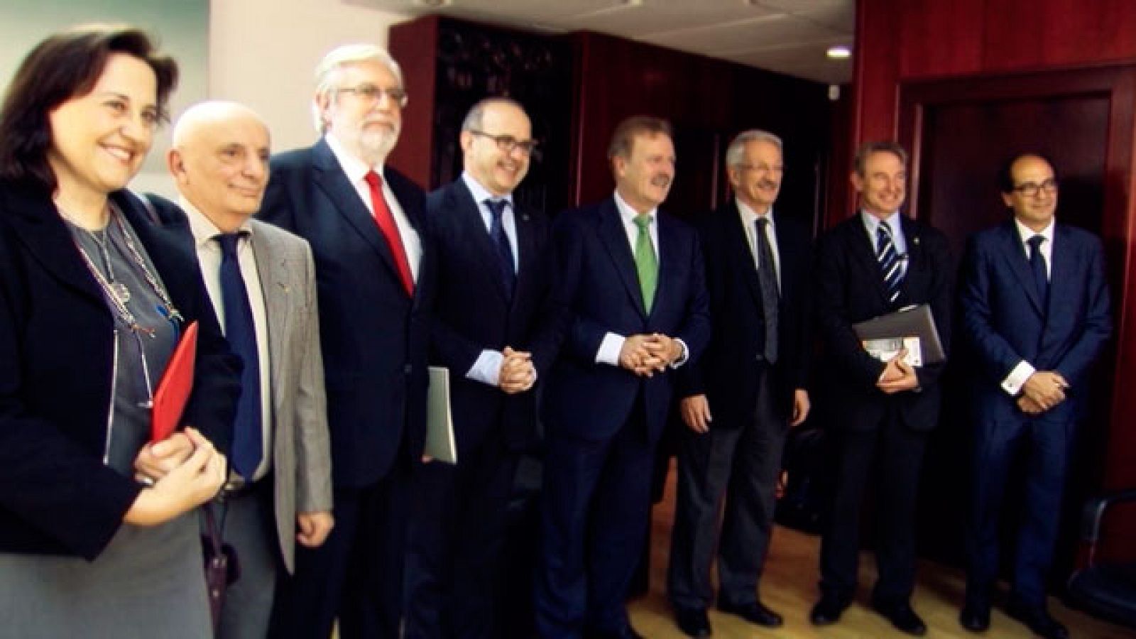 Convenio UNED-Academia Televisión.