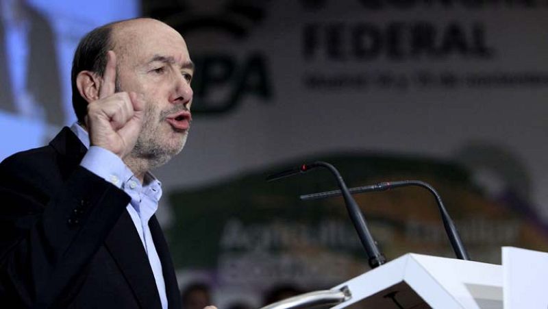 El PSOE dice que el rescate bancario no será  efectivo mientras los bancos no den créditos