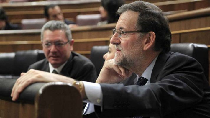 Telediario 1 - Rajoy defiende su gestión