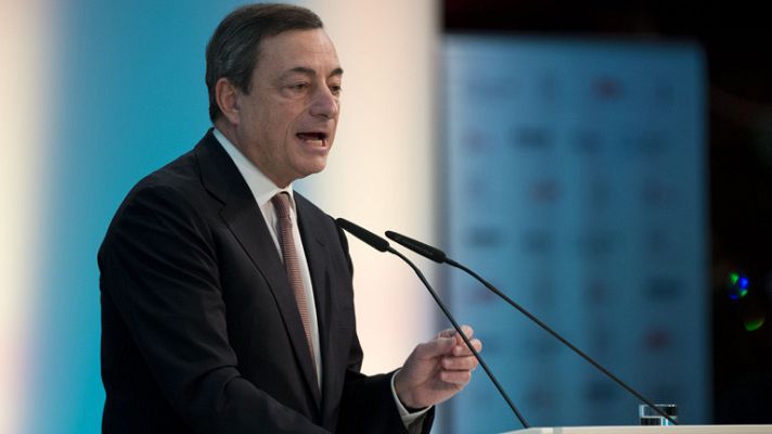 Telediario 1 - Mario Draghi deja en el aire la posibilidad de poner un interés negativo a la facilidad de depósito del BCE