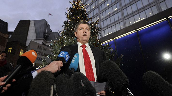 Telediario 1 - Rescatan a tres mujeres que permanecieron como esclavas durante 30 años en Reino Unido