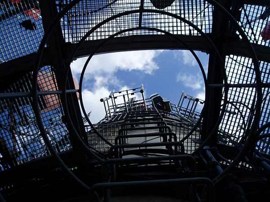 Cámara abierta - Viaje al corazón del Pirulí