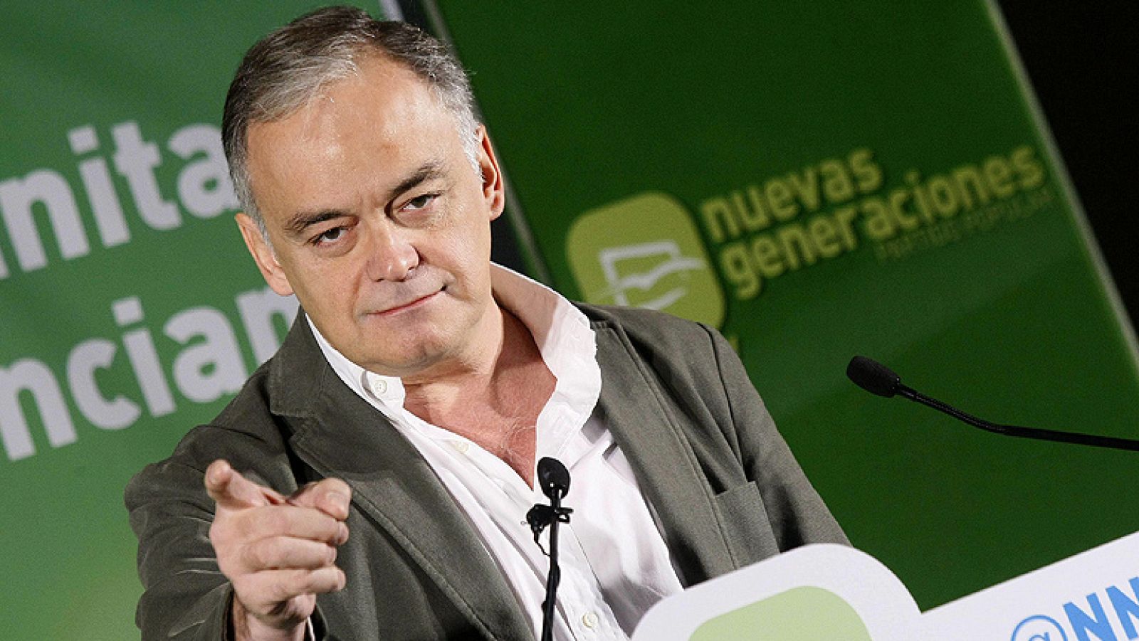 Pons dice que el PP es "un partido  de dirigentes tan honrados como todos"