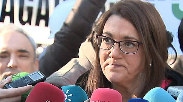 Informativo 24h - El PSOE critica el "silencio" del Gobierno ante el "gran escándalo" de Bárcenas