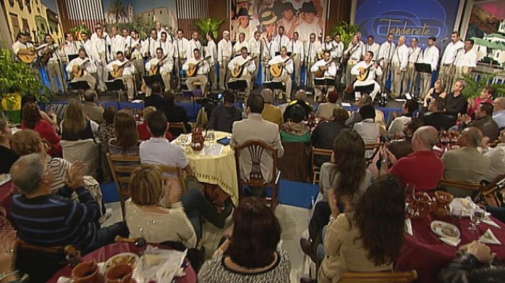 Tenderete - Tenderete - 24/11/13 con la parranda "Araguaney", Luis Morera, Mary Sánchez, Isabel Padrón y Fernando Benítez .