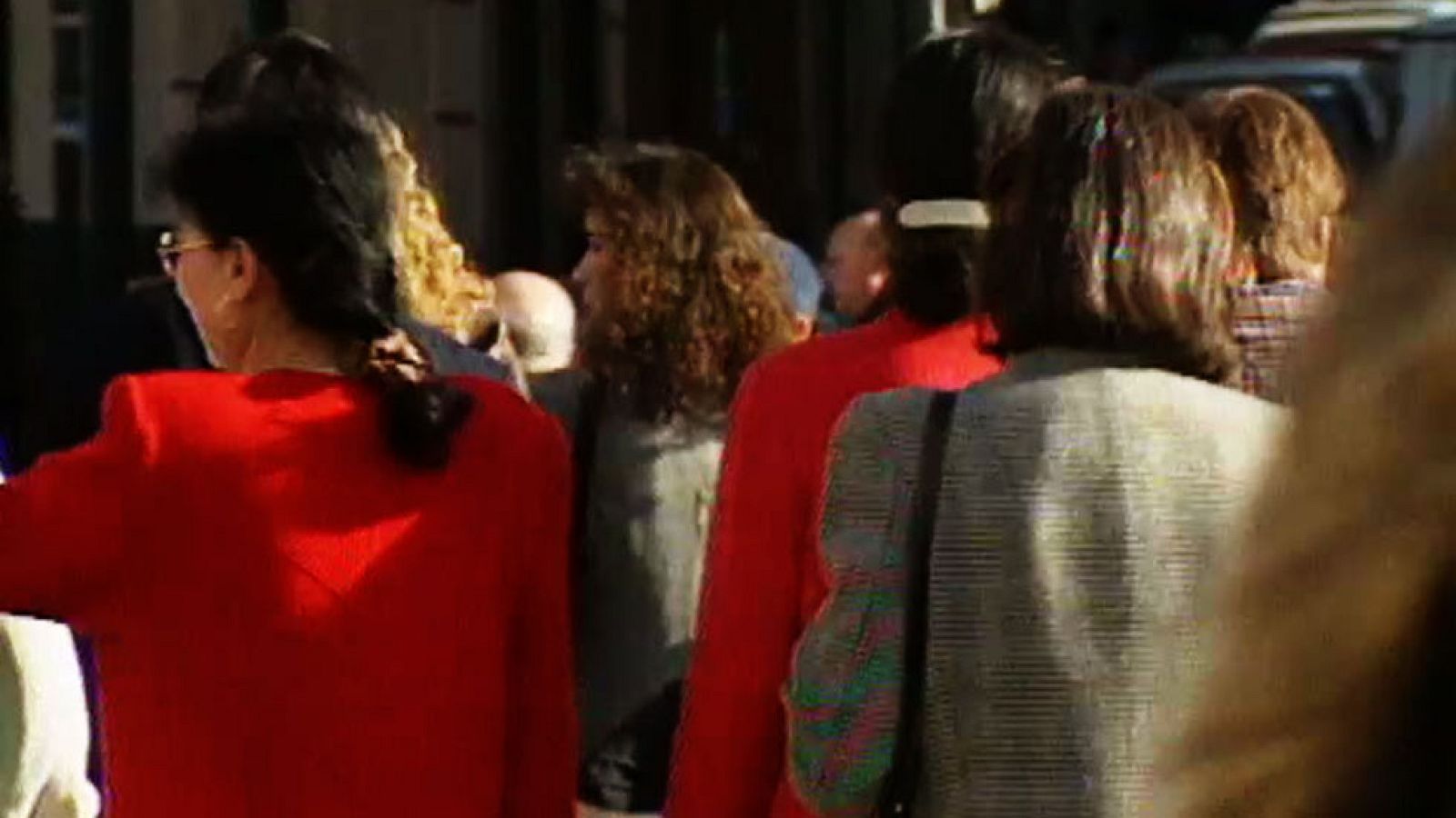 Documentos TV - Españolas de los 90