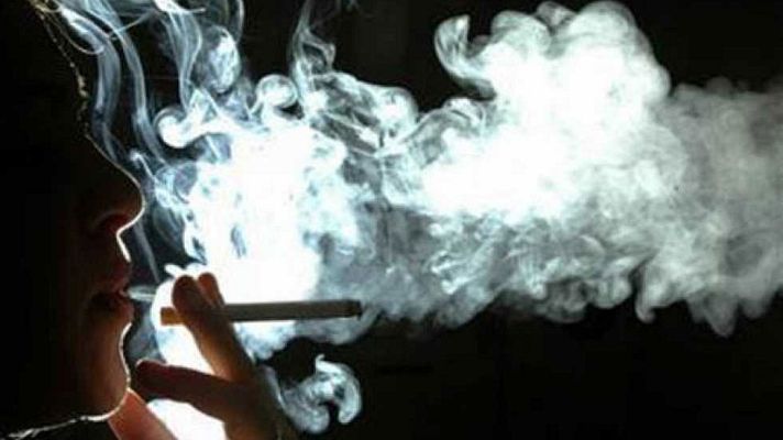 Documentos TV - Las cortinas del humo