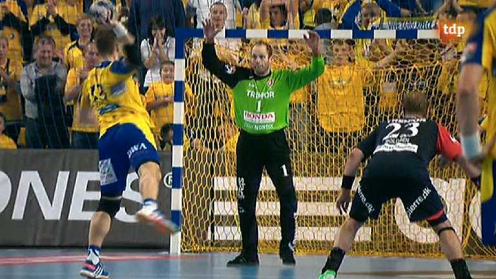 Balonmano - Magazine Liga de Campeones - 26/11/13 - ver ahora
