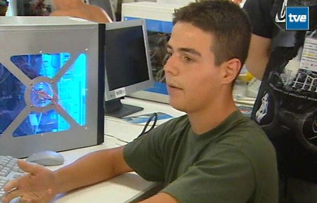 Ciencia y tecnología en Rtve.es - Informe Semanal: Campus Party