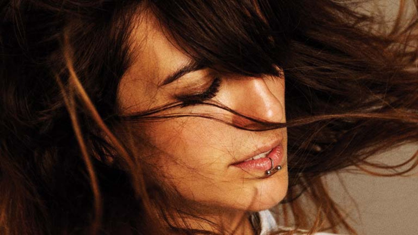 RTVE.es estrena el videoclip de Bebe de "César debe morir", la canción original del documental 'La guerra contras las mujeres' | Ver