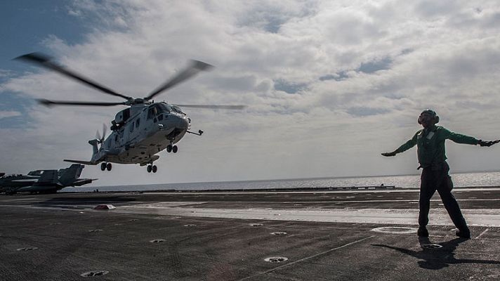 Telediario 1 - Tensión en el Mar de China