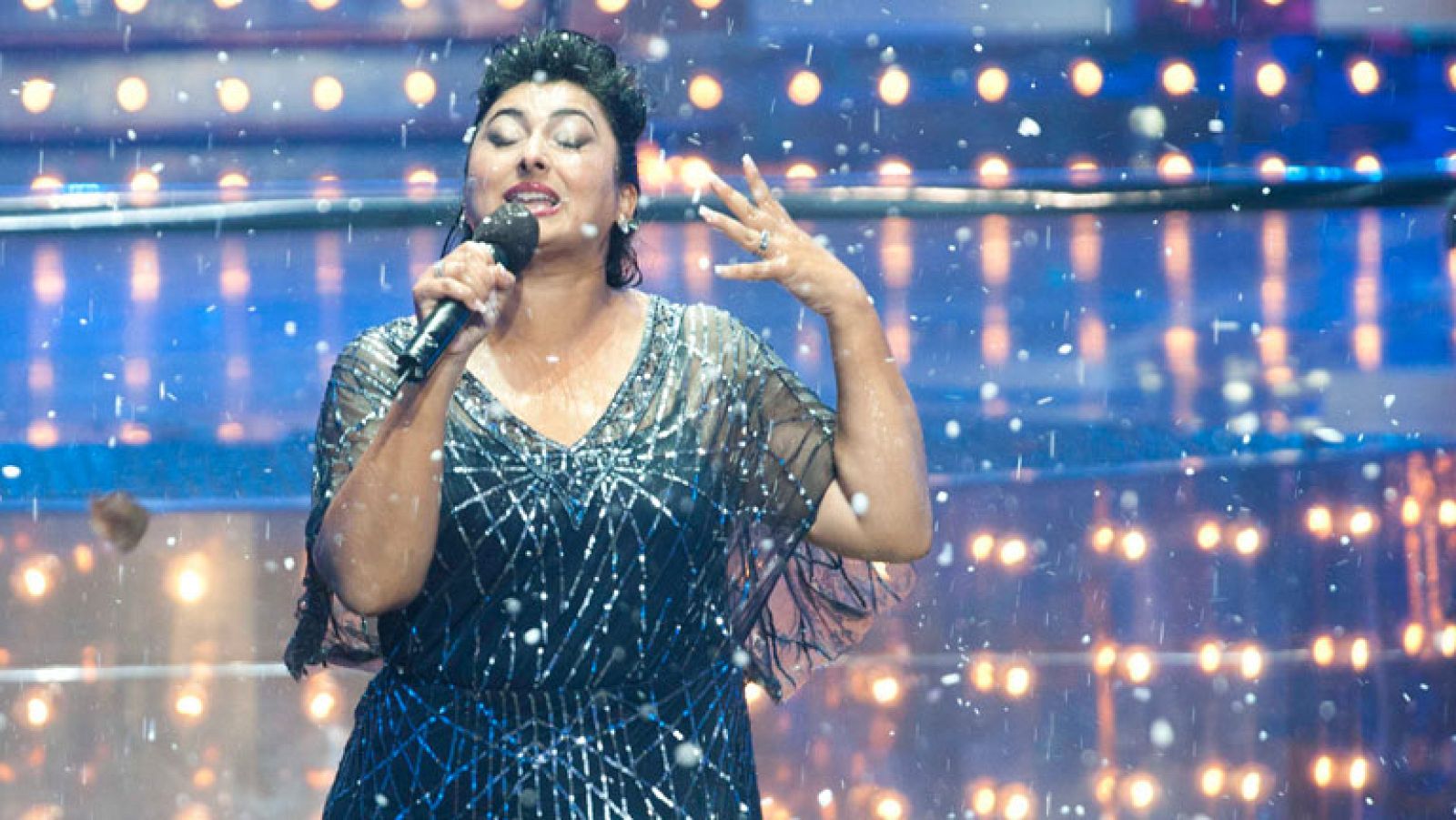 Uno de Los Nuestros - Contra viento y marea: Aurora