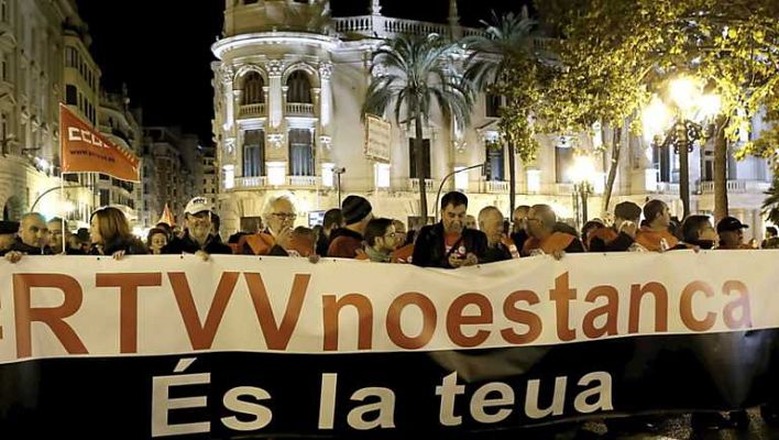 Telediario 1 - Telediario - 21 horas - 30/11/13