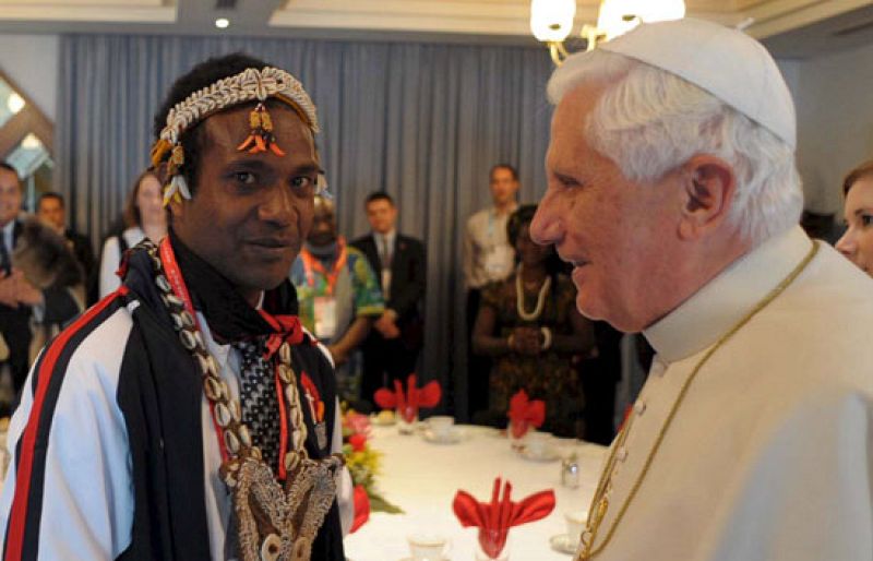 Las mujeres-sacerdote en la agenda del Papa