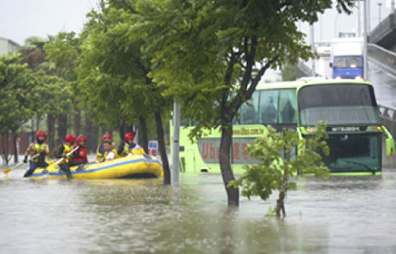 Telediario 2 en cuatro minutos - 18/07/08 | Ver