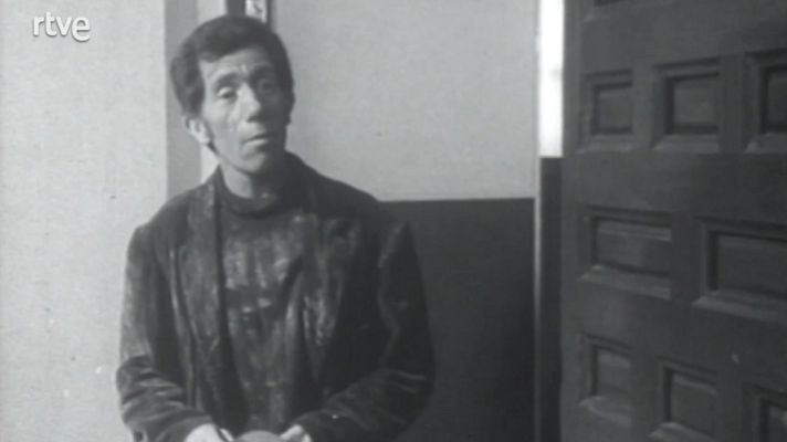 Crónicas de un pueblo - La media naranja