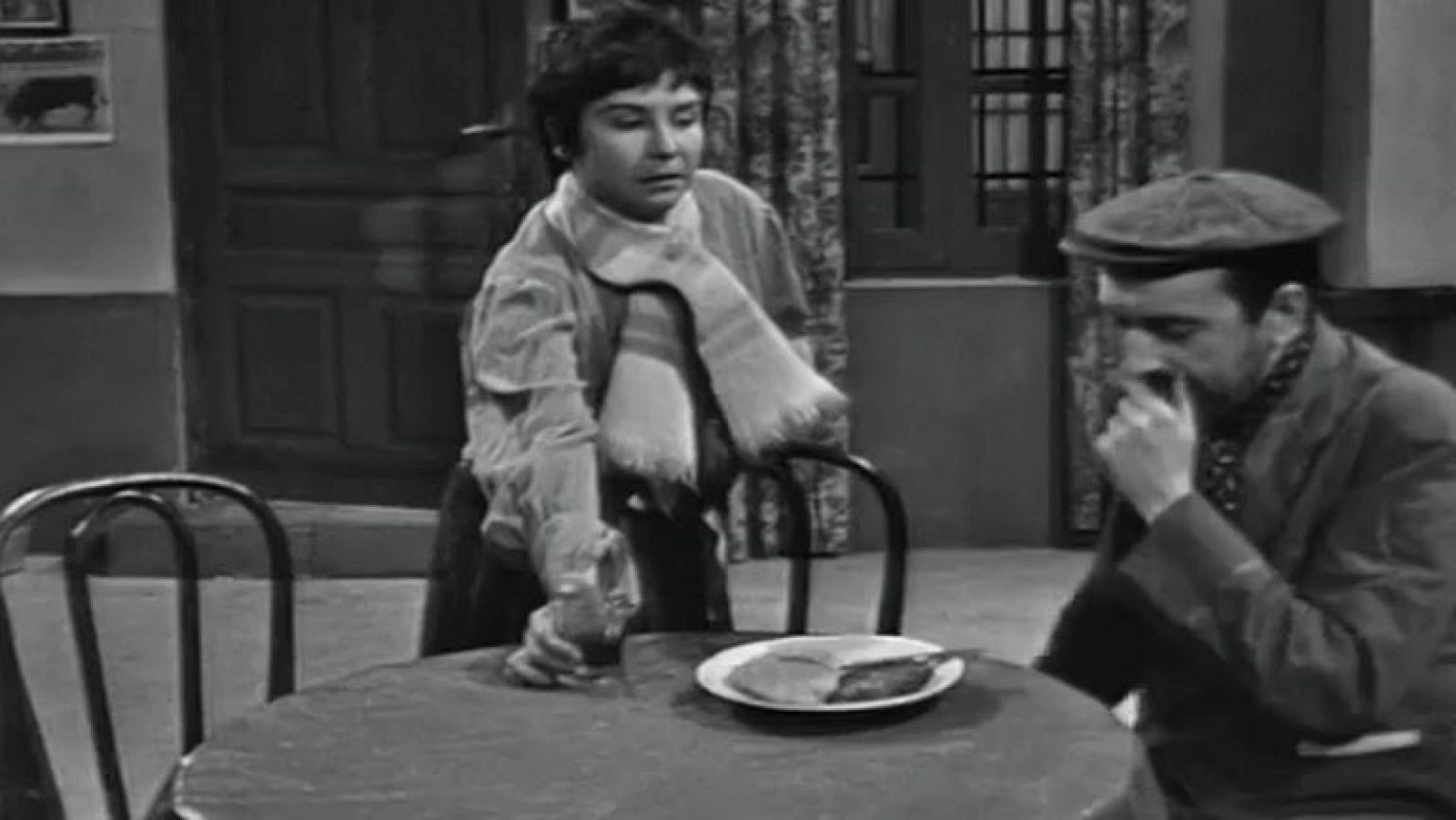 Estudio 1 - La chica del gato