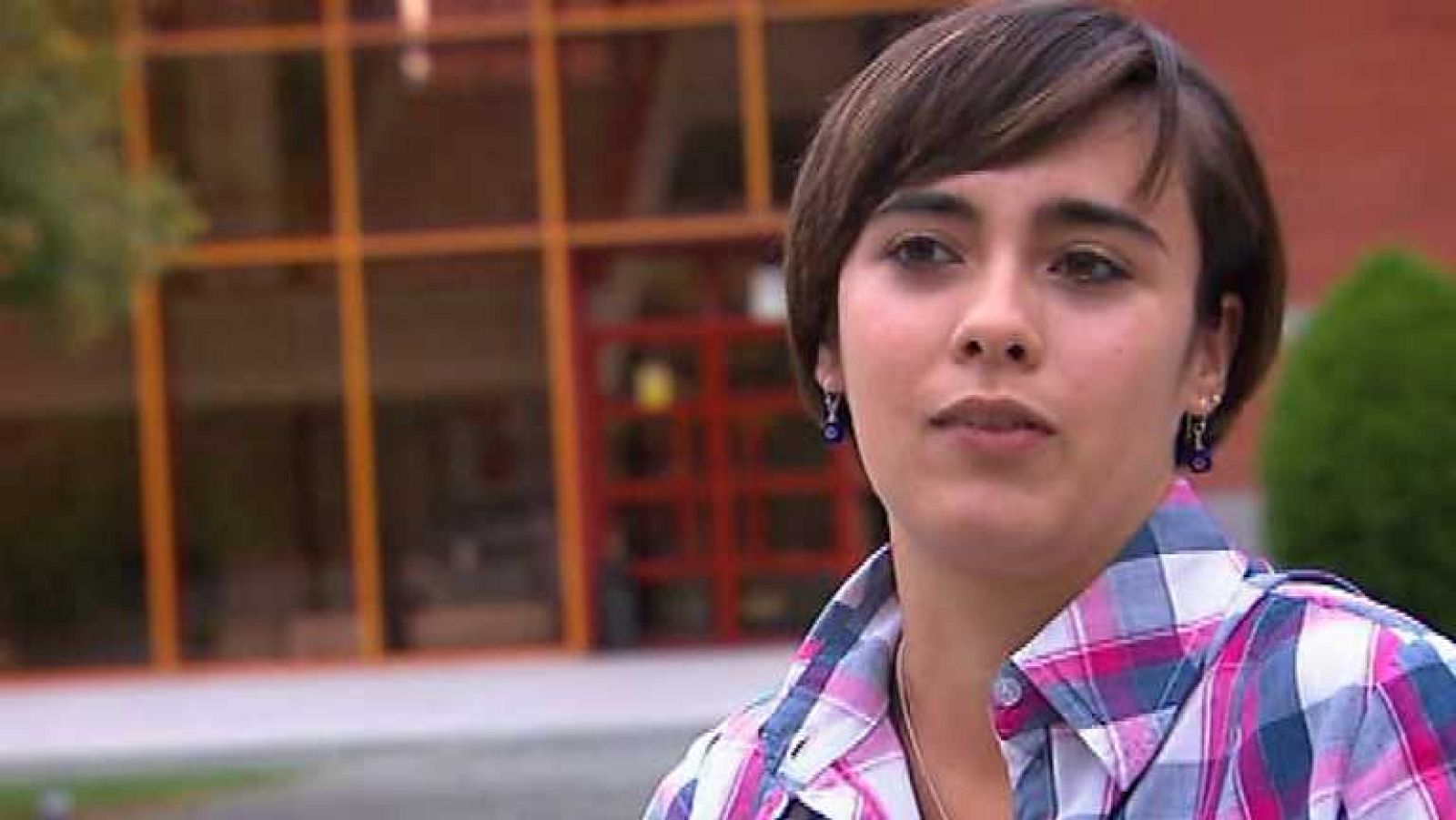 UNED - 06/12/13 - Ver ahora