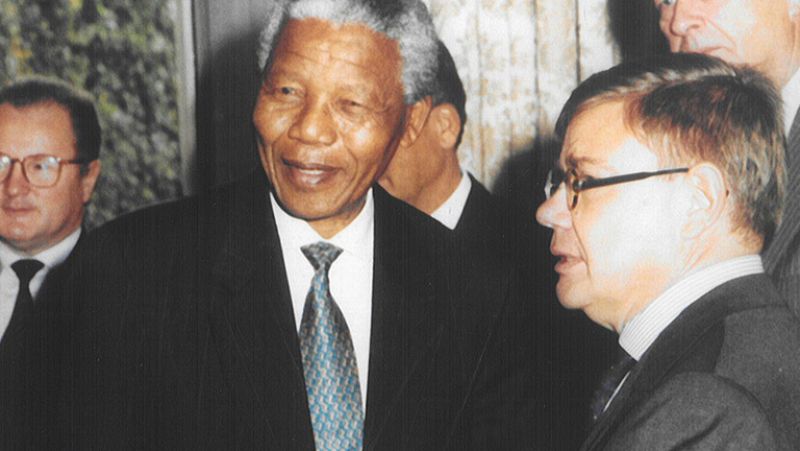 Días de cine: 'Plot for peace' | Ver