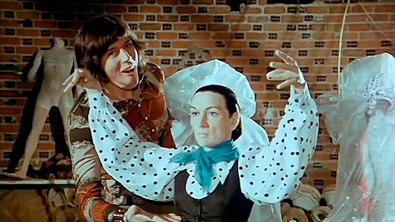 Cachitos de hierro y cromo - Protovideoclip - Ver ahora