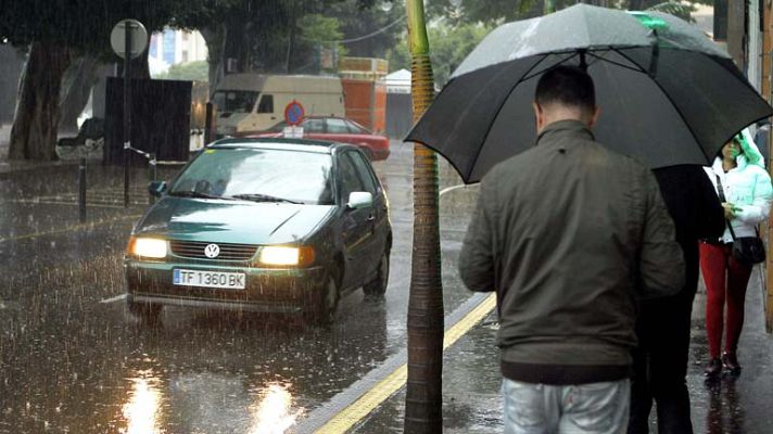 El tiempo - Lluvias y vientos fuertes en Canarias