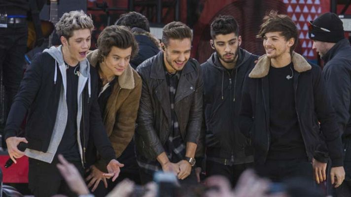 Telediario 1 - Conciertos de "One Direction"