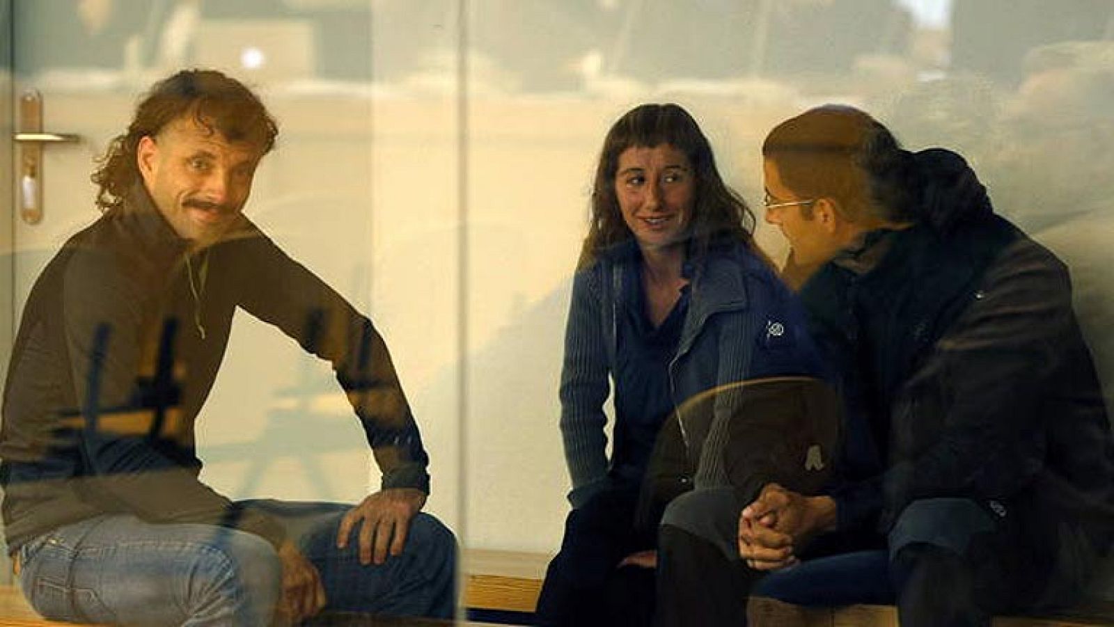 La AN condena a tres etarras a 3.860 años de cárcel por el atentado en la casa cuartel de Burgos | Ver