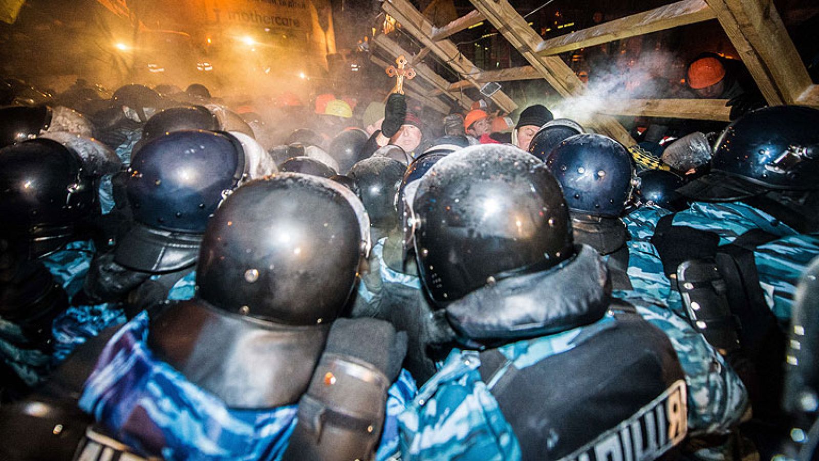 Yanukóvich está dispuesto a participar en mesa redonda junto a la oposición | Ver