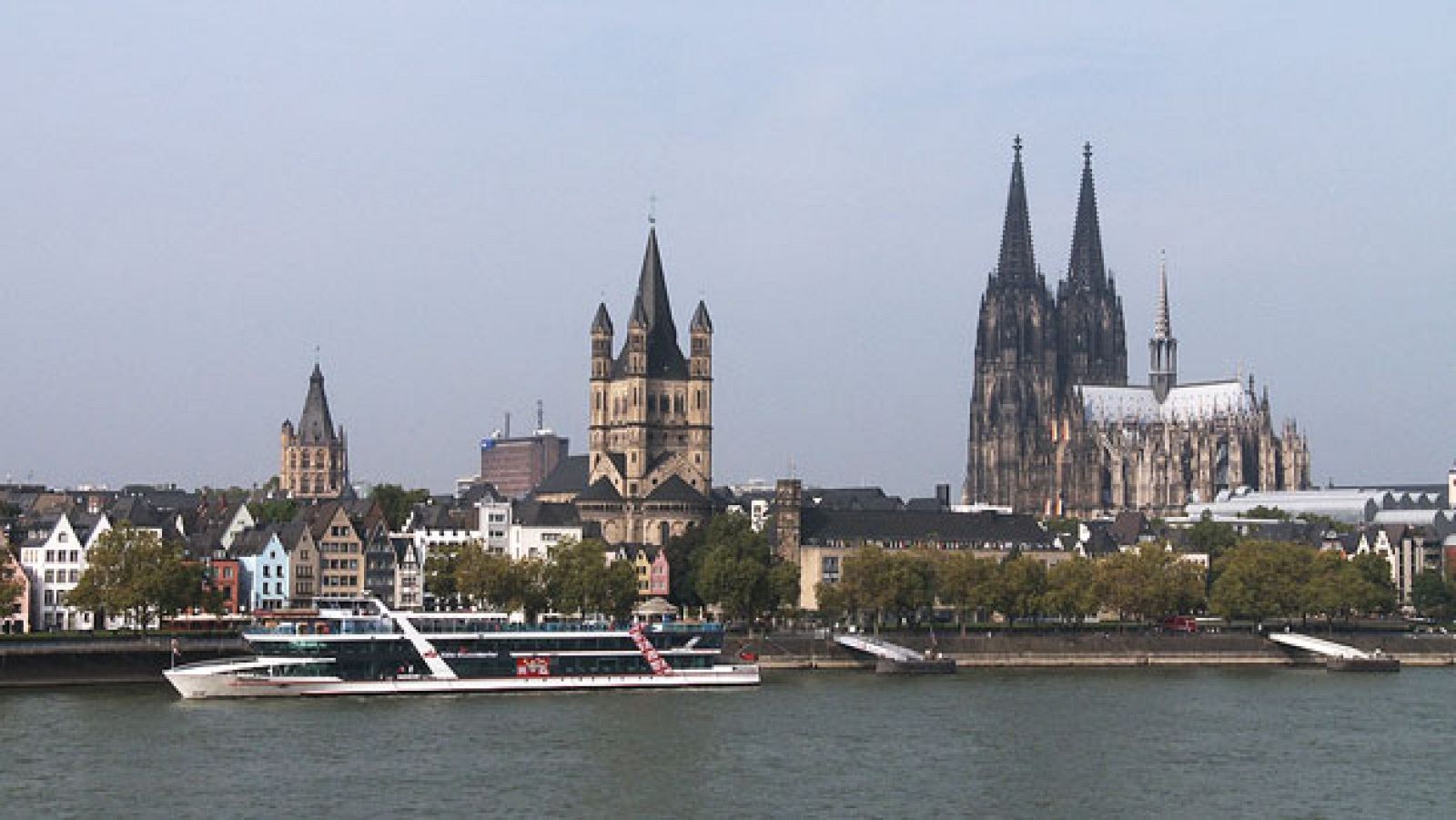 Españoles en el mundo - Colonia - Avance - Españoles en el mundo | Ver