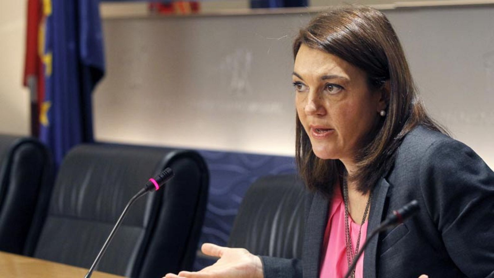 PSOE y PP dicen que la consulta soberanista catalana no cabe en la ley - Informativo 24h | Ver