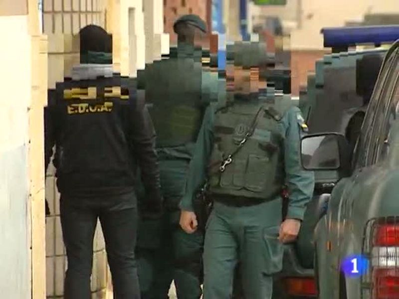 Informativo Telerioja 2  12/12/13 | Ver