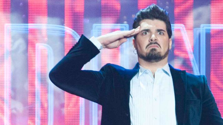 Uno de Los Nuestros - David - "Saca el güisqui, cheli"