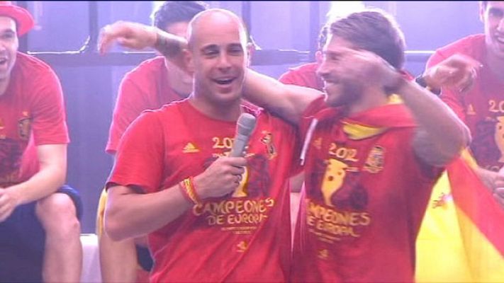 Besos por Navidad - Sergio Ramos y Pepe Reina