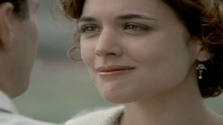 Besos por Navidad - Beso en 'La señora'