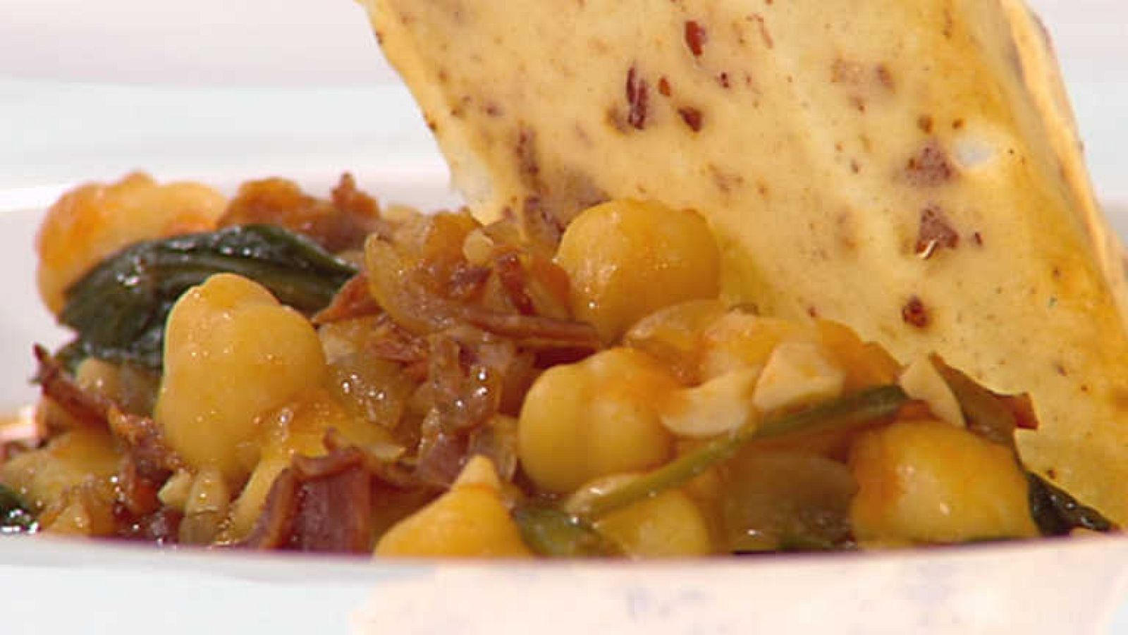 Cocina con Sergio - Potaje de garbanzos con ibéricos - Ver ahora