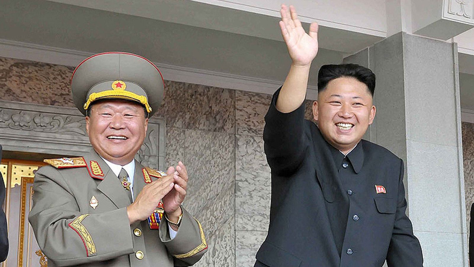 Corea del Norte reta a la comunidad internacional y controla a su población