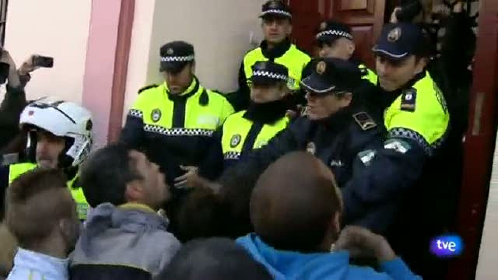 Noticias Andalucía edición2-16/12/2013 | Ver