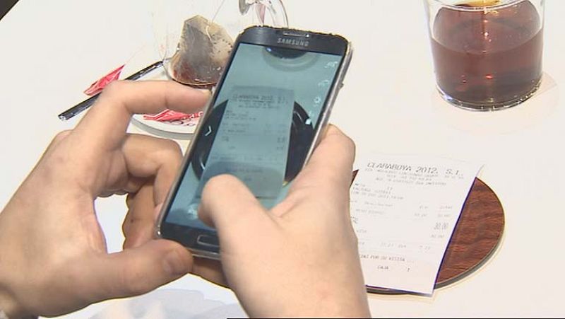 Una aplicación permite deducir el IVA directamente desde el móvil