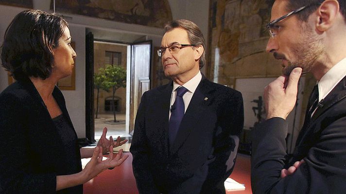 Telediario 1 - Mas, dispuesto a renegociar la pregunta de la consulta soberanista