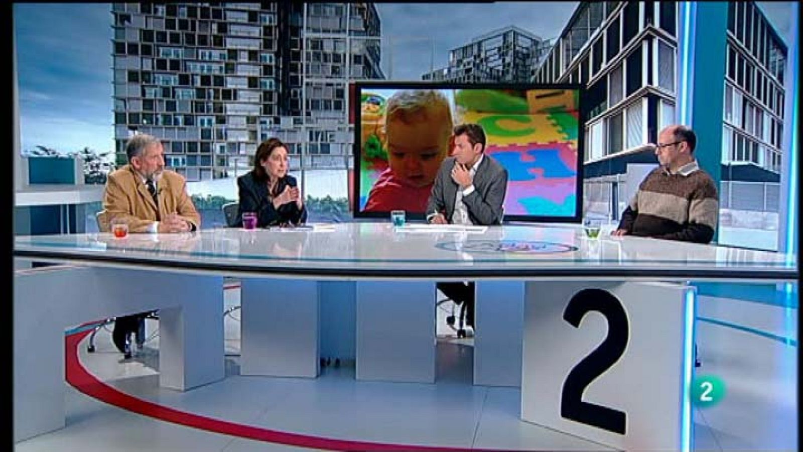 Para Todos La 2 - Debate - Políticas de natalidad