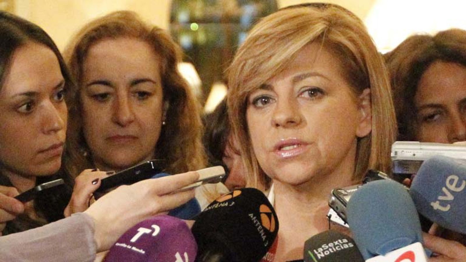 La oposición insiste en pedir explicaciones y sinceridad al Partido Popular